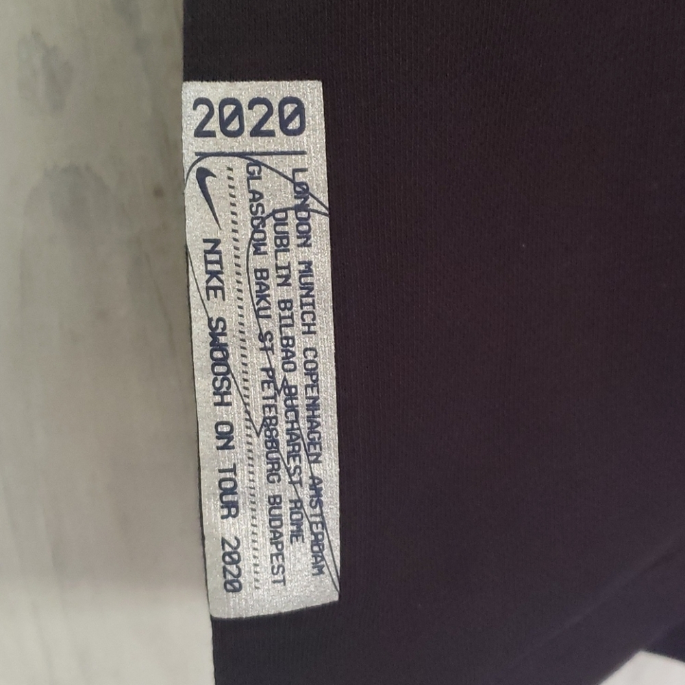 SOLD! Nike Swoosh On Tour 2020 French Terry Shorts - Picture 7 of 12
